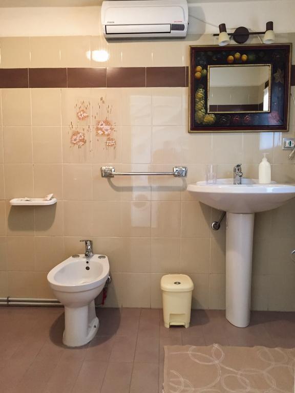 Il Vigneto Affittacamere Manerba del Garda Bagian luar foto