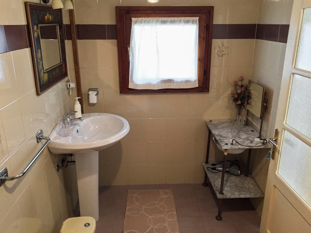 Il Vigneto Affittacamere Manerba del Garda Bagian luar foto