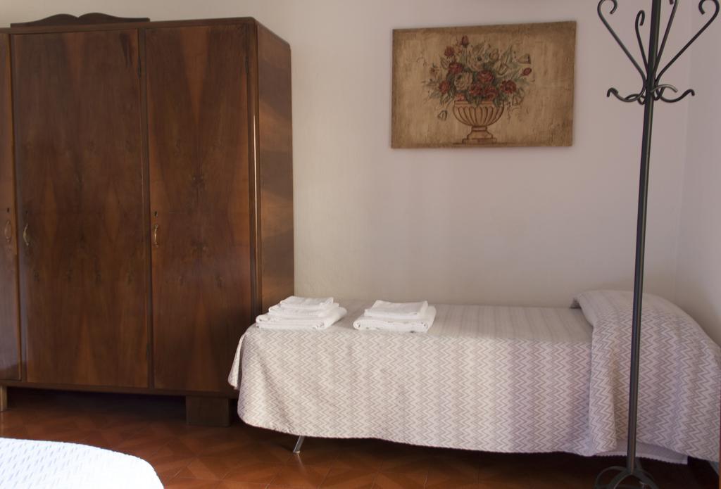 Il Vigneto Affittacamere Manerba del Garda Ruang foto